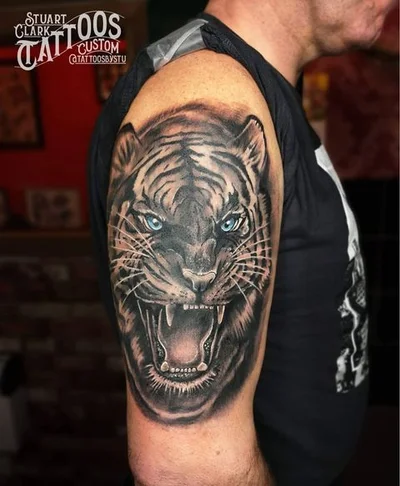 Stuart Clark tattoo 023