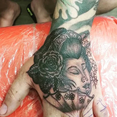 Stuart Rowles tattoo 043