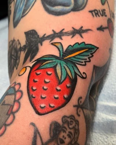 Michael Suarez tattoo 032