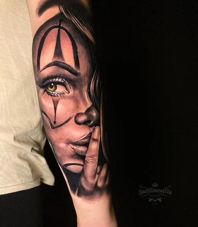 Lisa Simpson tattoo 030