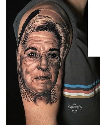 Lisa Simpson tattoo 043