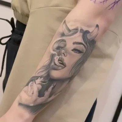 Sue Versipellis tattoo 011