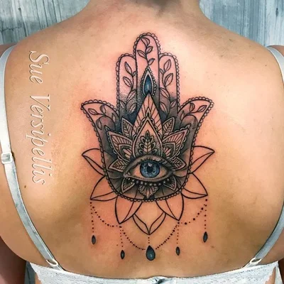 Sue Versipellis tattoo 020
