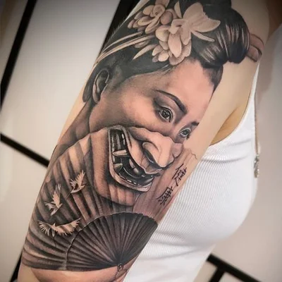 Sue Versipellis tattoo 021
