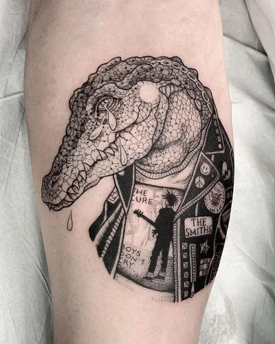 Susanne König tattoo 007