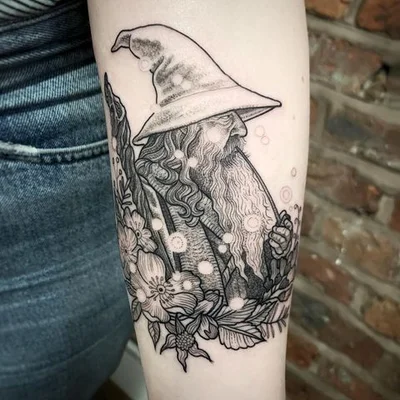 Susanne König tattoo 010