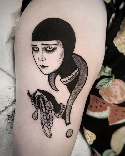 Susanne König tattoo 020