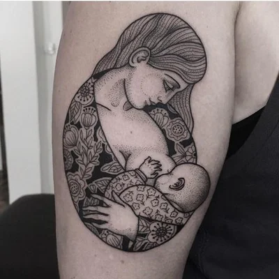 Susanne König tattoo 030