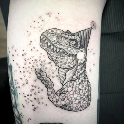 Susanne König tattoo 035