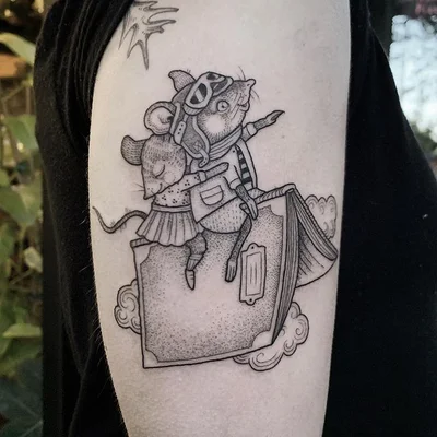 Susanne König tattoo 040