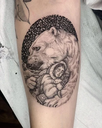 Susanne König tattoo 041
