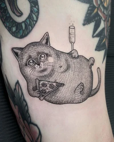 Susanne König tattoo 045