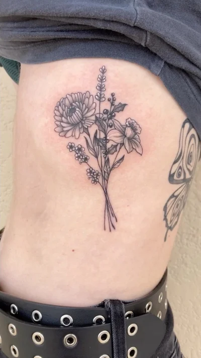 Katie Colson tattoo 012