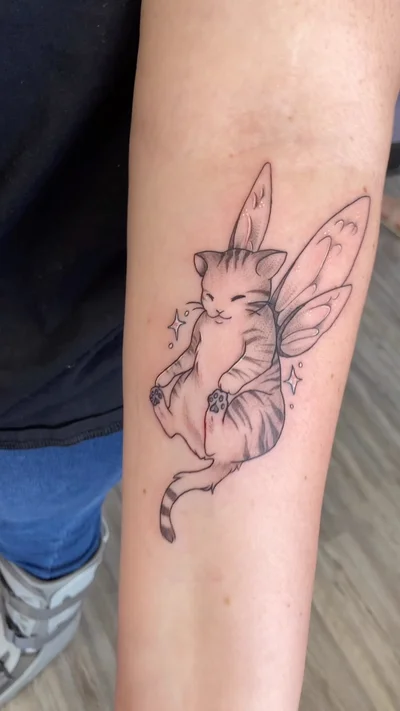 Katie Colson tattoo 021