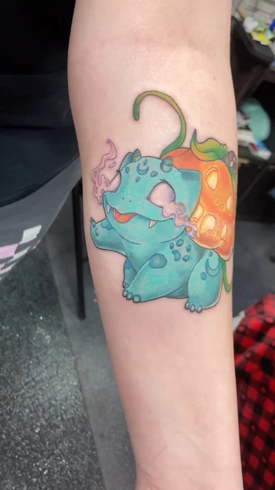 Katie Colson tattoo 037