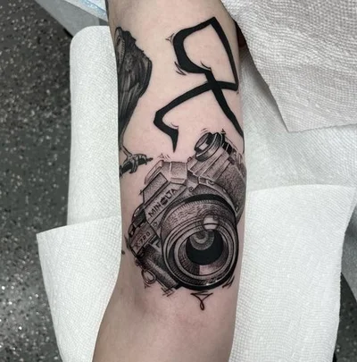Syd Moyer tattoo 042