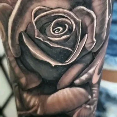 The name is 'Suitedreamztattoo' tattoo 007