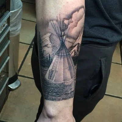 The name is 'Suitedreamztattoo' tattoo 037