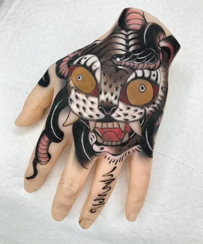 Sulhong tattoo 033