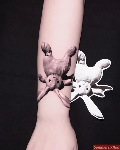 Evan Summers tattoo 015
