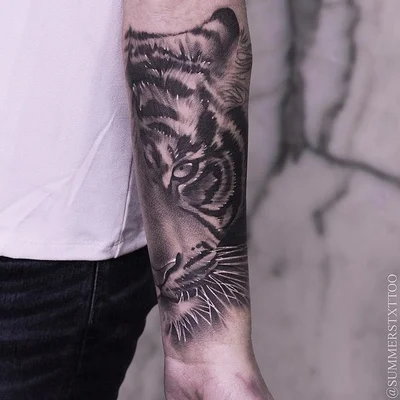 Evan Summers tattoo 027