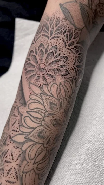 Sunny Aink tattoo 007