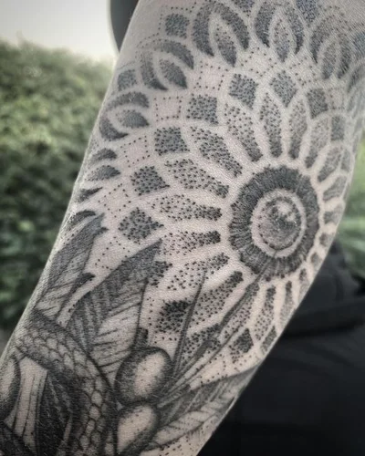 Sunny Aink tattoo 010