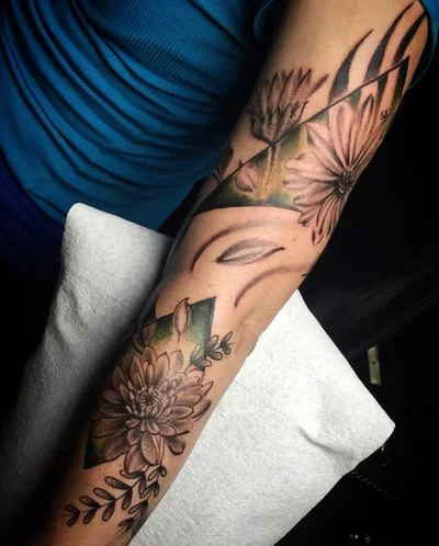Sunny Aink tattoo 022