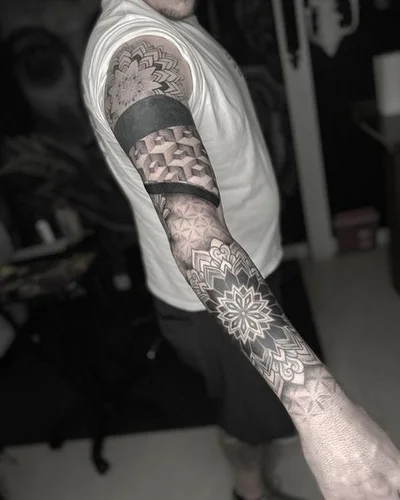 Sunny Aink tattoo 037