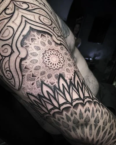Sunny Aink tattoo 040