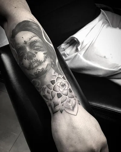 Sunny Aink tattoo 042