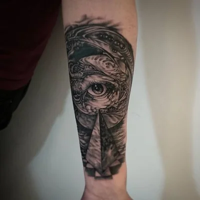 Sunny tattoo 026