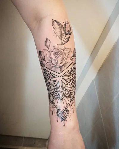 Sunny tattoo 049