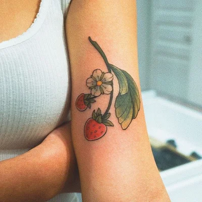 Maggie Sun tattoo 010