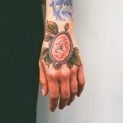 Maggie Sun tattoo 026