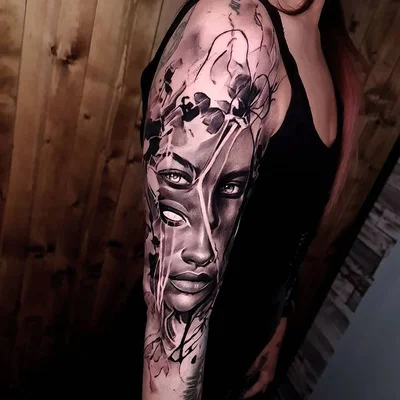 Maciej Smuczynski tattoo 021