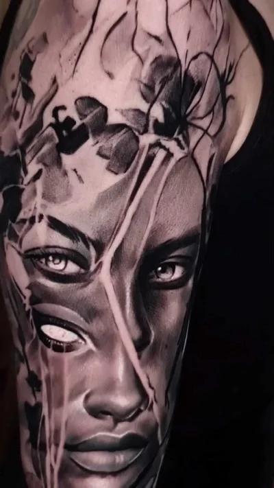 Maciej Smuczynski tattoo 039
