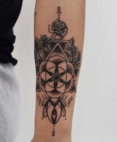 Cristina Superstea tattoo 024