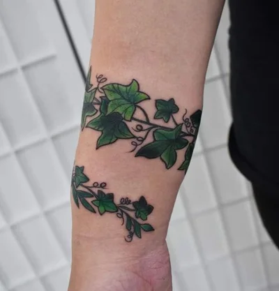Cristina Superstea tattoo 039
