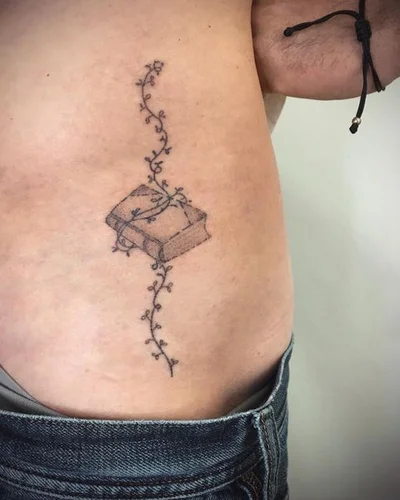 Ester Surigus tattoo 033