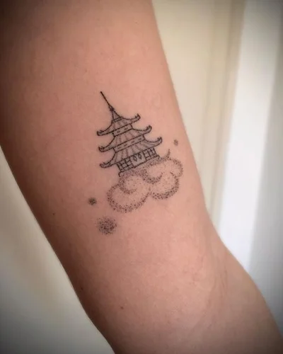 Ester Surigus tattoo 037