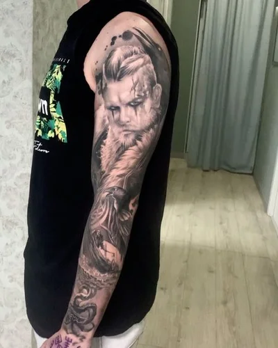 Susana Chavero tattoo 031