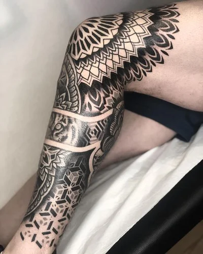 Sutton tattoo 020