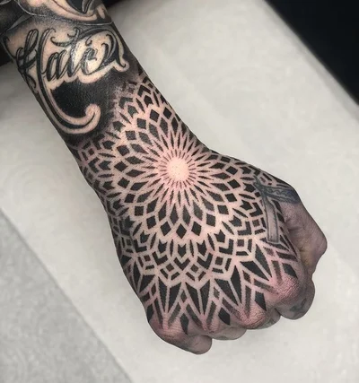 Sutton tattoo 041