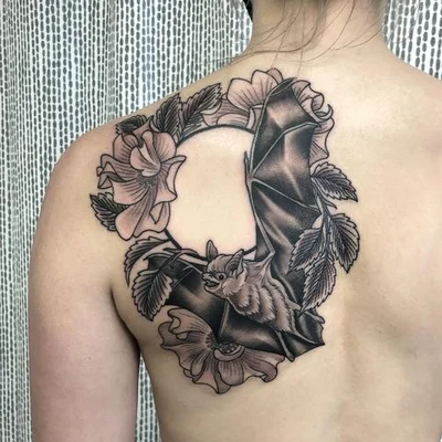 Suzanna Fisher tattoo 012