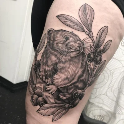 Suzanna Fisher tattoo 019