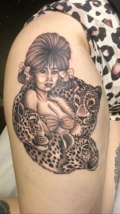 Suzanna Fisher tattoo 035