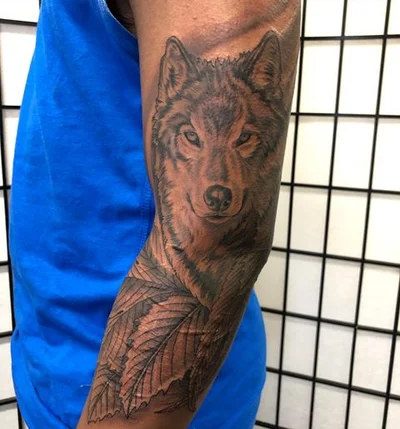 Suzanna Fisher tattoo 036