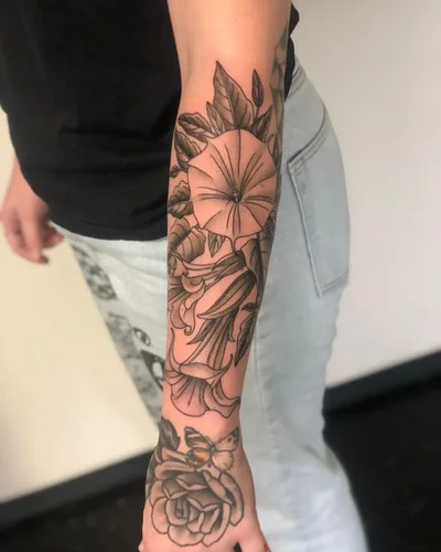 Suzanna Fisher tattoo 047