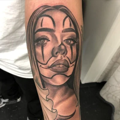 Suzanna Fisher tattoo 050